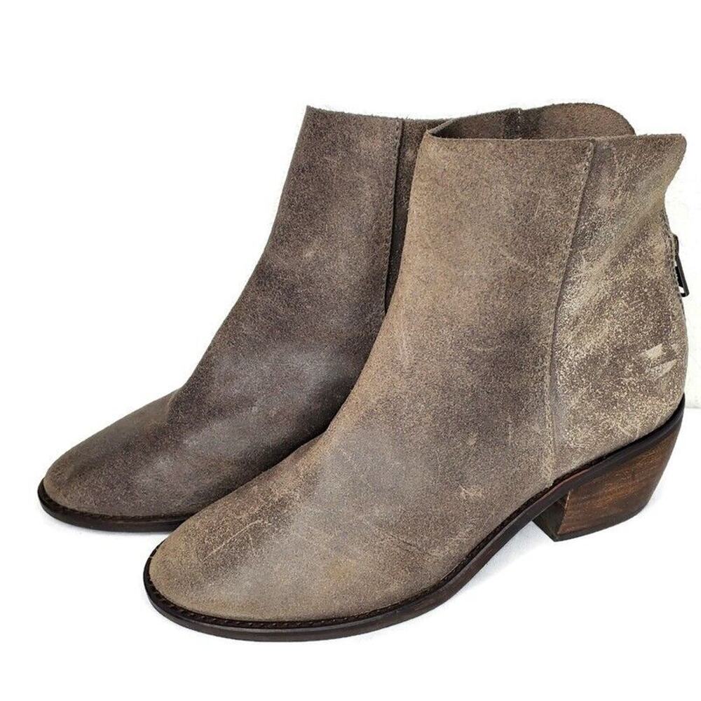 Lucky Brand Kaiya Distressed Brown Leather Booties Back Zip Up Ankle Boots Sz 7